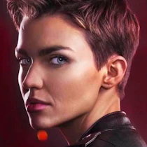 Batwoman: elenco e Warner rebatem acusações de Ruby Rose - Giz Brasil