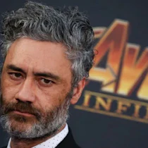 Thor: Amor e Trovão  Russell Crowe revela que será Zeus no filme da Marvel  - Cinema com Rapadura