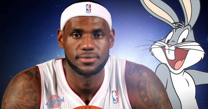 lebron james looney tunes shoes