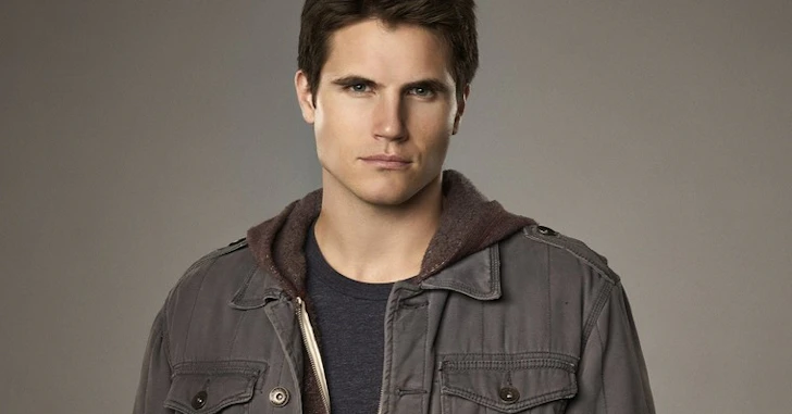 Robbie Amell O Ronnie De The Flash Adoraria Voltar à Série Da Cw 6271