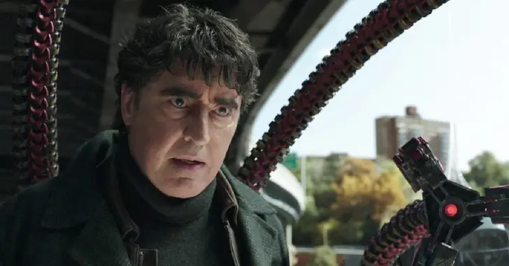 Alfred Molina, o Doutor Octopus, aponta qual o problema dos filmes