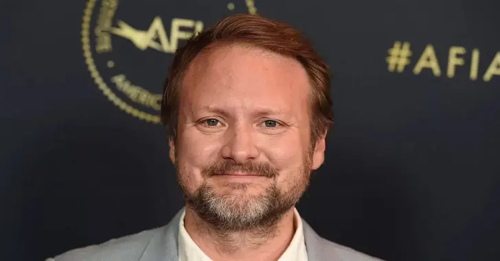 Rian Johnson diz estar cada vez mais orgulhoso de Star Wars: Os Últimos  Jedi e revela sua verdadeira intenção com o filme