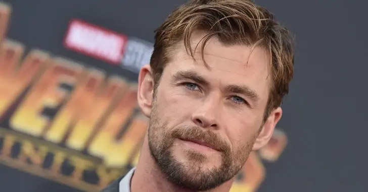 Chris Hemsworth interpretou outro personagem além do Deus do