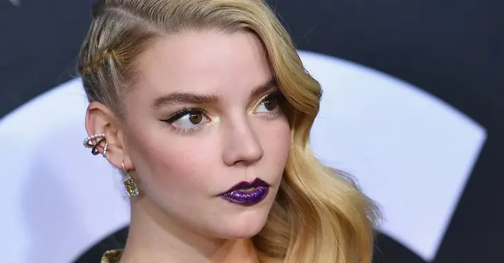 Anya Taylor-Joy está aprendendo a dirigir para ser a Furiosa em