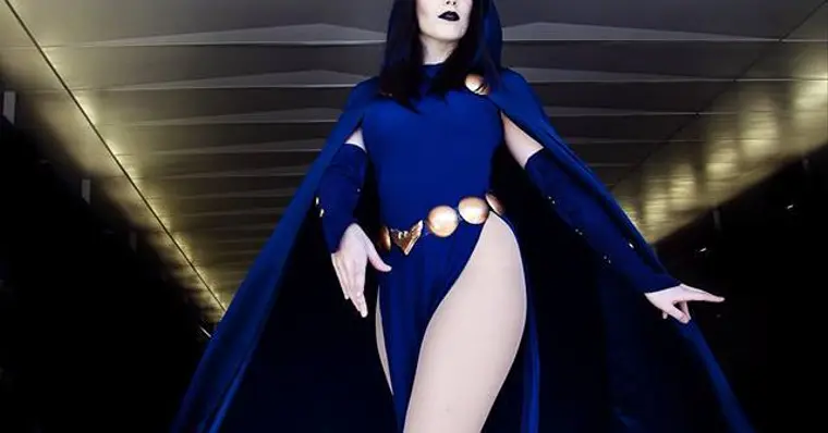 Fantasia De Ravena Cosplay