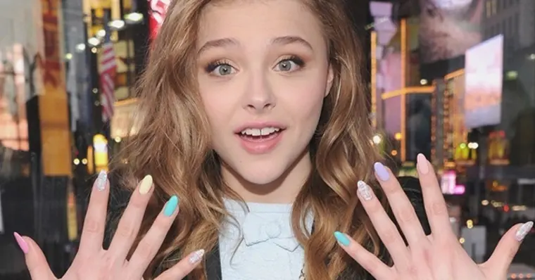 Chloë Grace Moretz (10 de Fevereiro de 1997), Artista