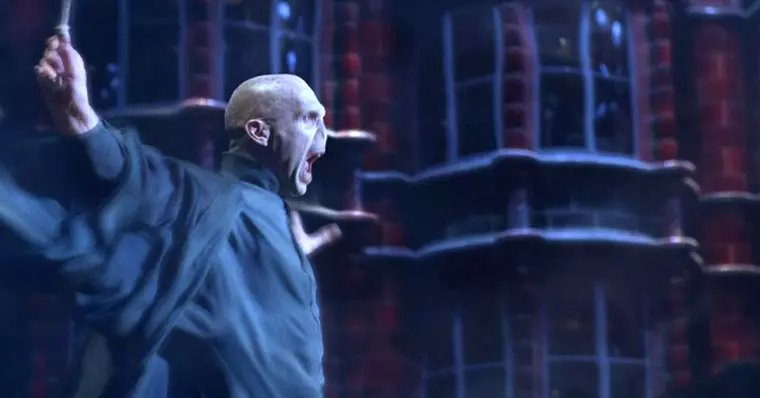 Você sabia que Voldemort é o único bruxo capaz de voo sem suporte? #ha