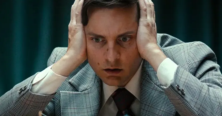 Tobey Maguire vive personagem real em 'O dono do jogo', Divirta-se mais