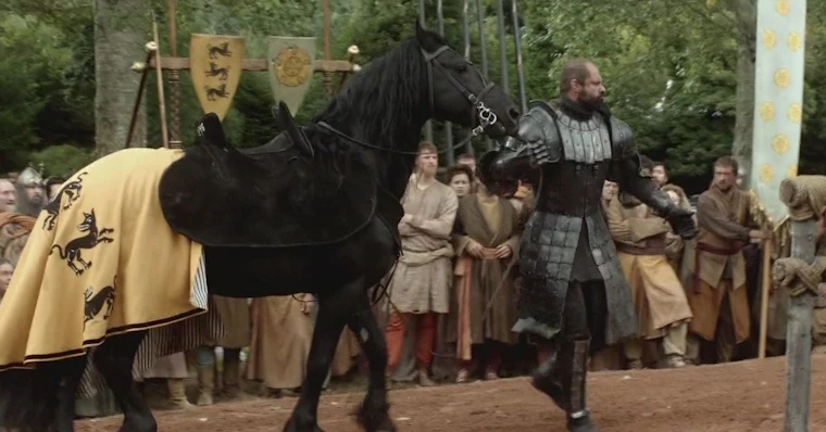 Piloto original de Game of Thrones teve cena NSFW, cavalo 'animado