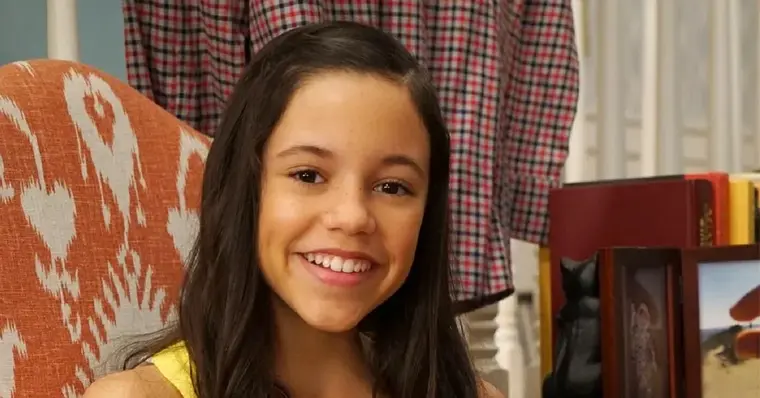 Assim é a vida da celebridade JENNA ORTEGA, que interpreta a Wandinha na  série da Netflix 