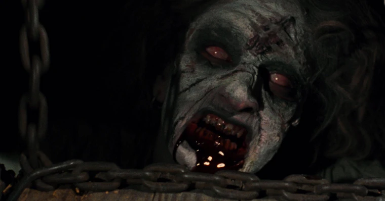 Qual a sequência correta de filmes em Evil Dead (A Morte do Demônio)?