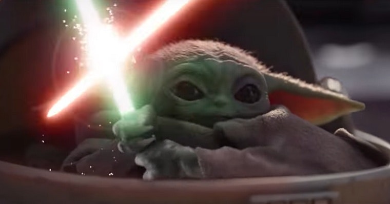 Baby Yoda Luta Contra Darth Sidious Em Video Feito Por Fa