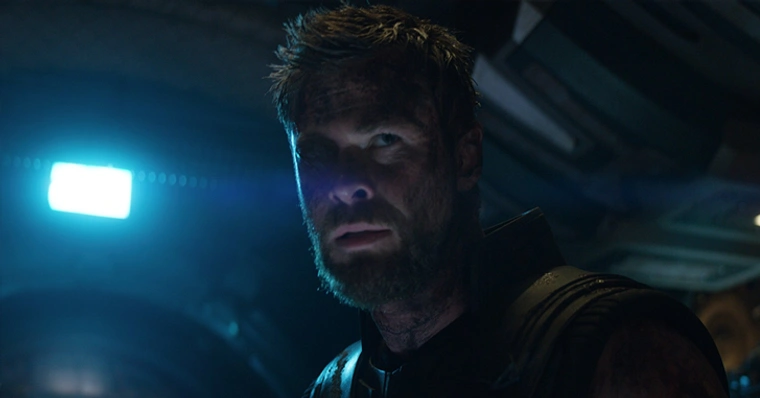 Thor - Chris Hemsworth sugere que continuará na Marvel após