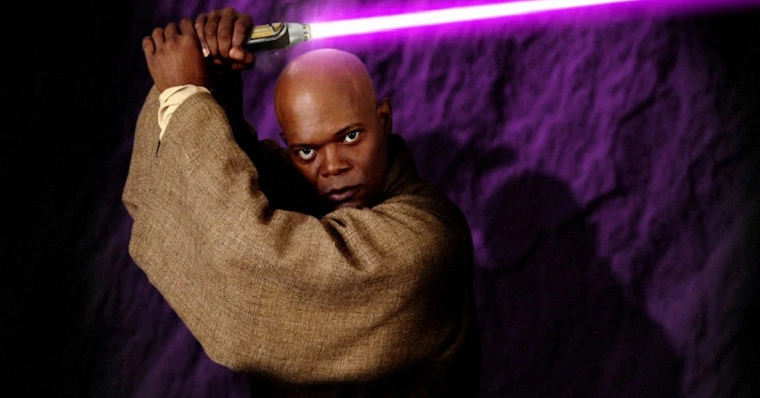 Samuel L. Jackson conta como conseguiu o sabre de luz roxo em Star Wars -  NerdBunker
